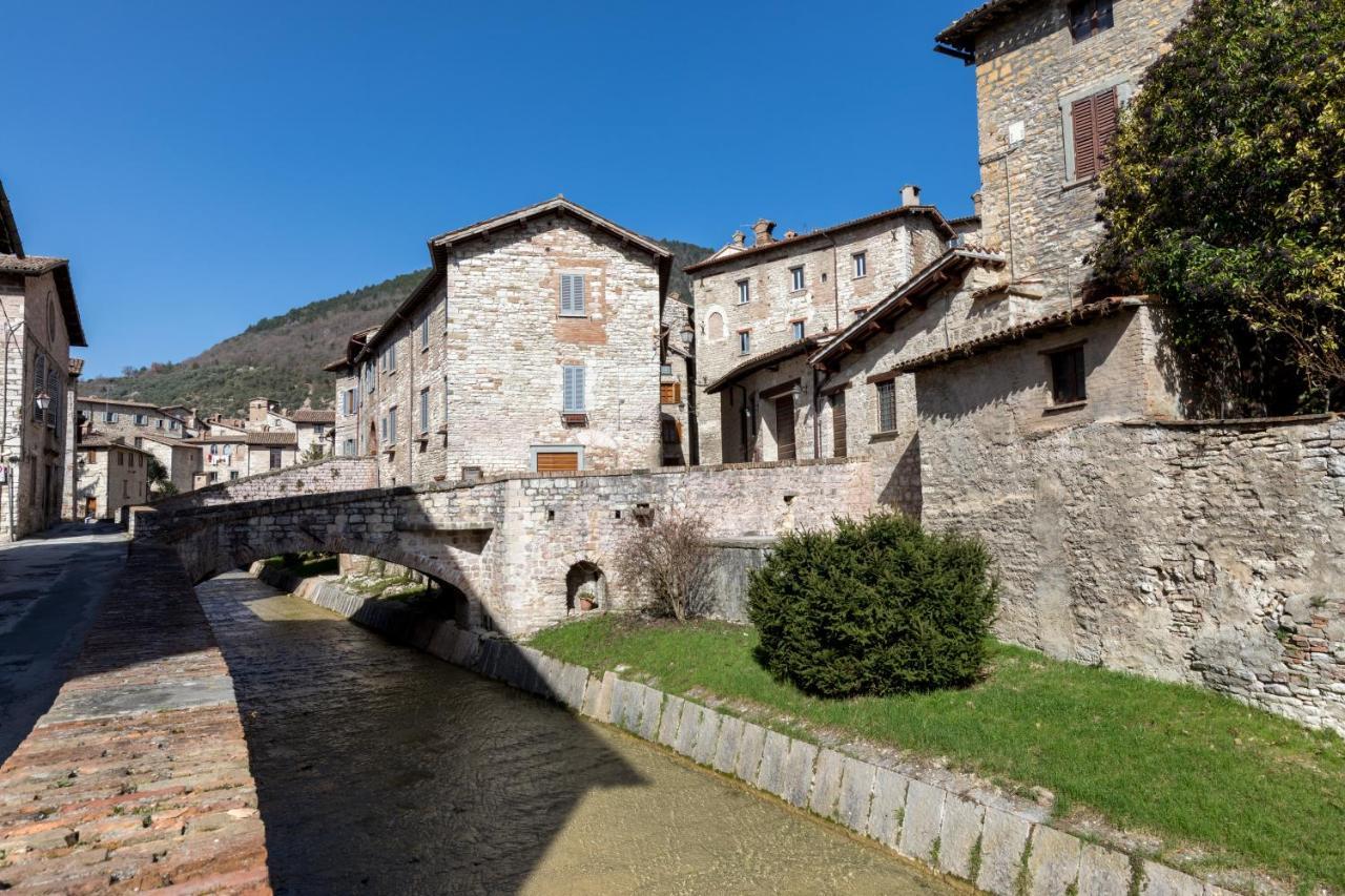 Dimora Casina Dell'Abbondanza Apartment Gubbio Exterior photo